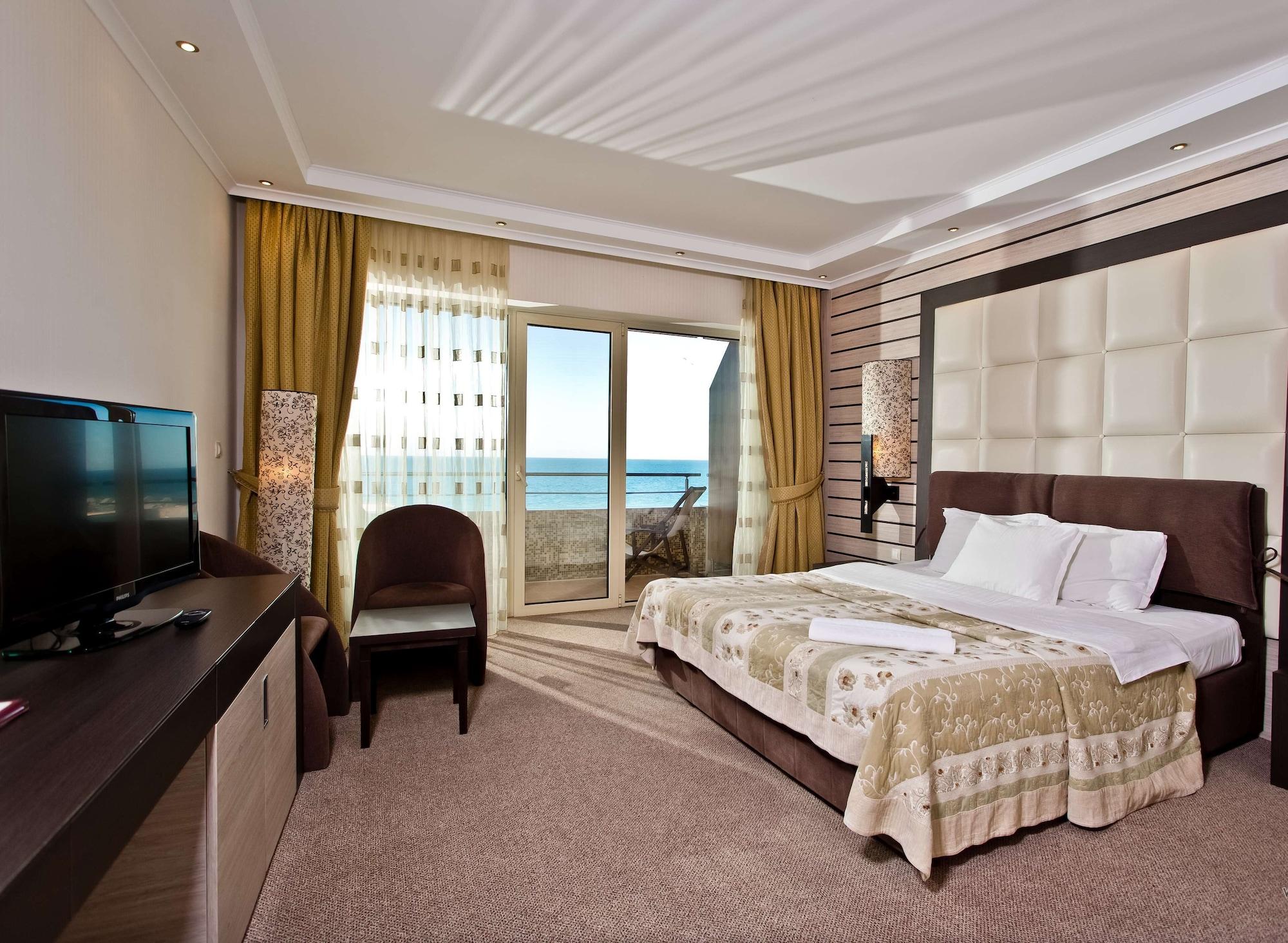 Grand Hotel Pomorie - Medical Spa Extérieur photo A room at the hotel